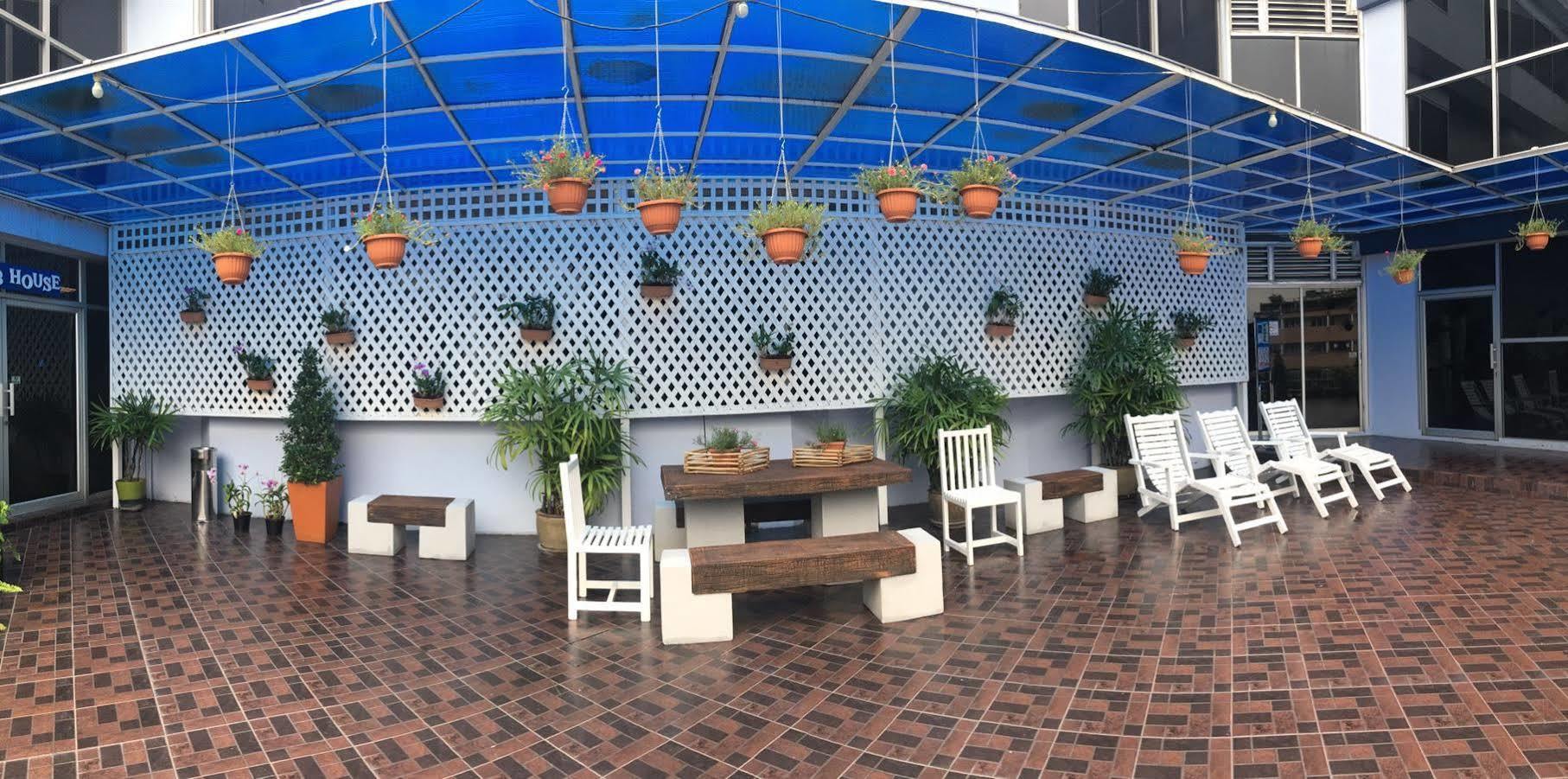 Chon Inter Hotel 촌부리 외부 사진