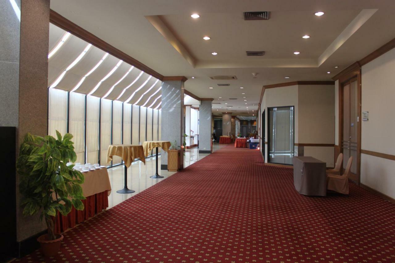 Chon Inter Hotel 촌부리 외부 사진