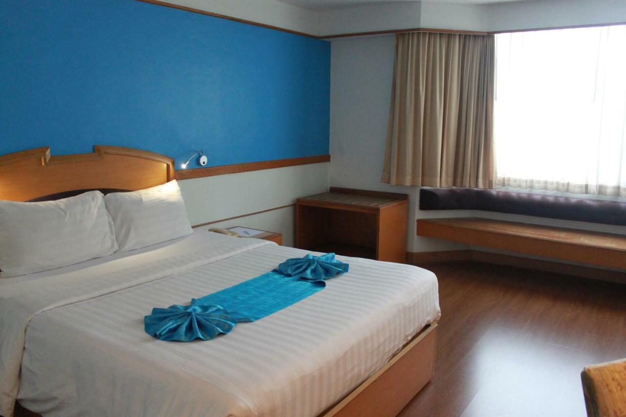 Chon Inter Hotel 촌부리 외부 사진